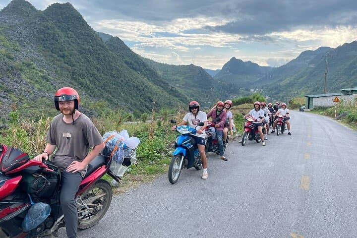 Ha Giang Motorbike Adventure: 4-Day Loop on the Dong Van Plateau photo 5