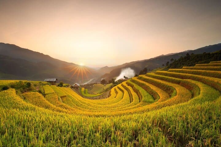 Ride the Mu Cang Chai Loop: 2-Day Motorbike Tour from Sa Pa photo 1