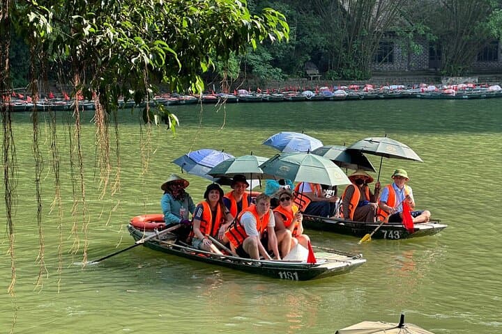Bai Dinh, Trang An & Mua Cave Small-Group Tour from Ninh Binh: Boat Caves, Pagodas & 500 Steps photo 3