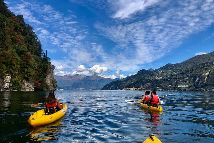 Paddling Bellagio: Guided Kayak Tour Around Lake Como's Cliffs and Villas photo 2
