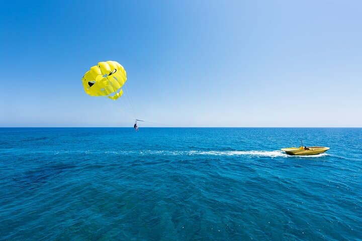 Hurghada Conquest Semi-Submarine Snorkel and Parasail Combo photo 6
