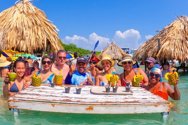 Rosario Islands Day Trip: Oceanarium, Snorkel the Plane Wreck & Playa Blanca Lunch photo 4