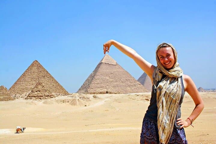 Private Guided Tour to Giza Pyramids, Sphinx & Camel Ride photo 2