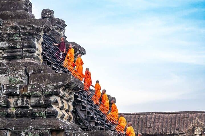 Angkor Wat Sunrise: Full-Day Temple Tour from Siem Reap photo 6