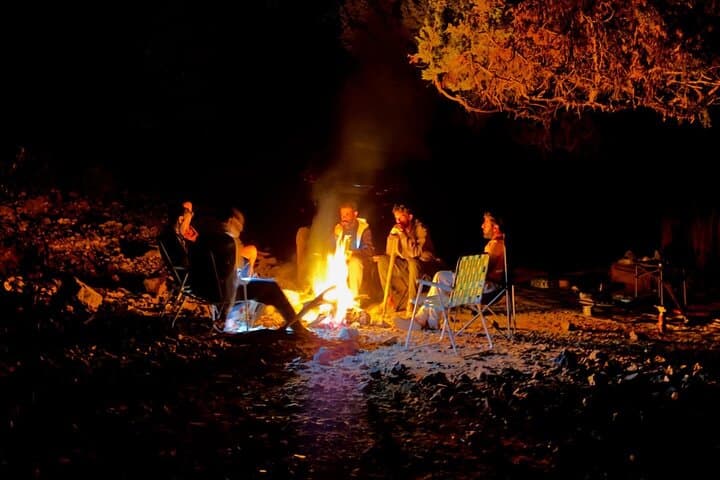 Jebel Akhdar Camping and Trekking: Overnight Adventure on Oman's Green Mountain photo 2