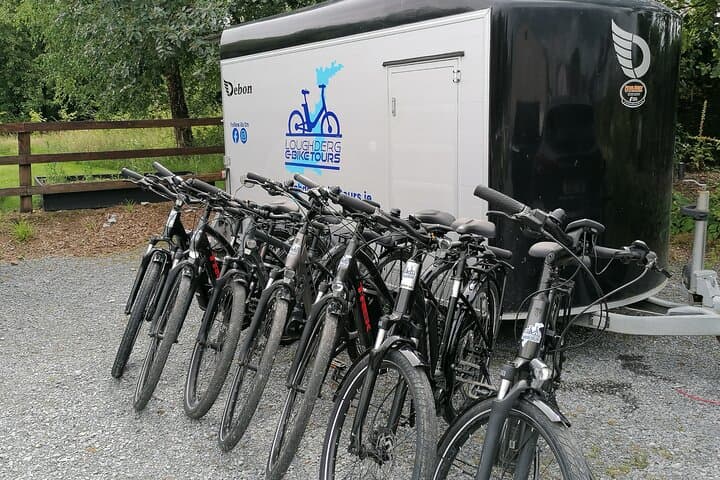 eBike the Arra Hills and Lough Derg Shore: Guided Ride from Garrykennedy photo 2