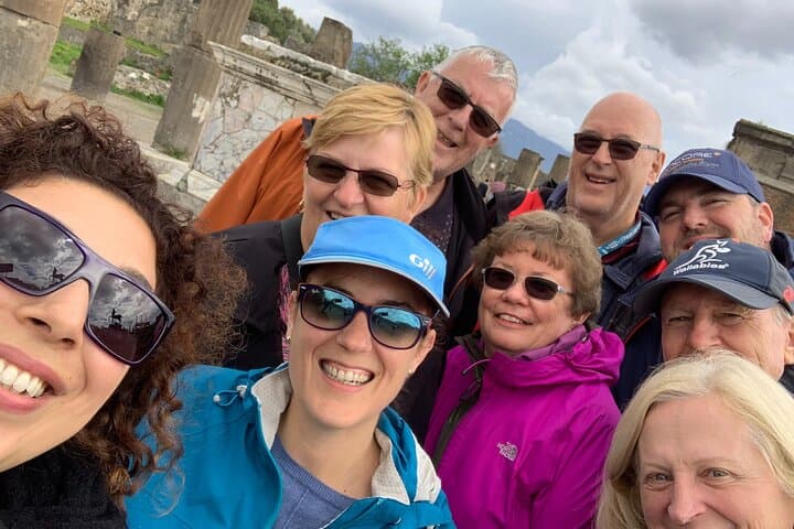 Pompeii Treasure Hunt Team Building: Interactive Corporate Challenge in Ancient Ruins