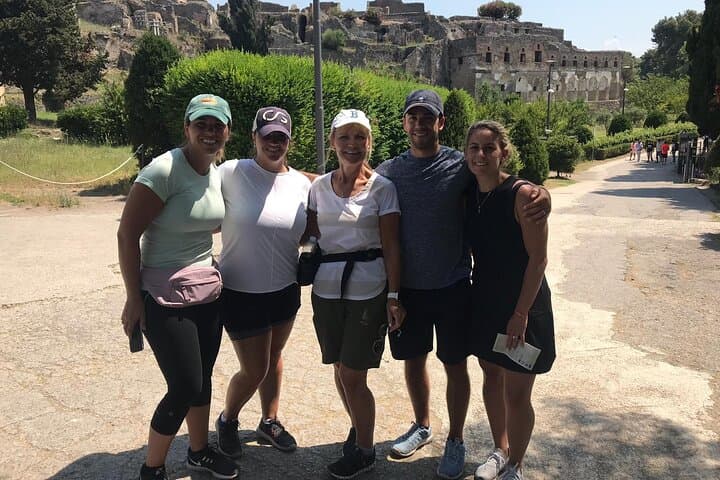 Pompeii Treasure Hunt Team Building: Interactive Corporate Challenge in Ancient Ruins photo 2