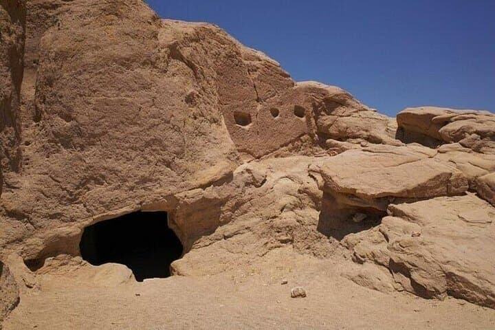 Land of Midian and the Split Rock of Moses: Day Tour from Tabuk photo 2
