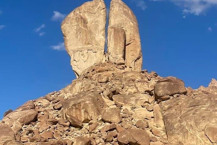 Explore the Path of Moses in Tabuk: 3-Day Historical Hike and Heritage Tour photo 4