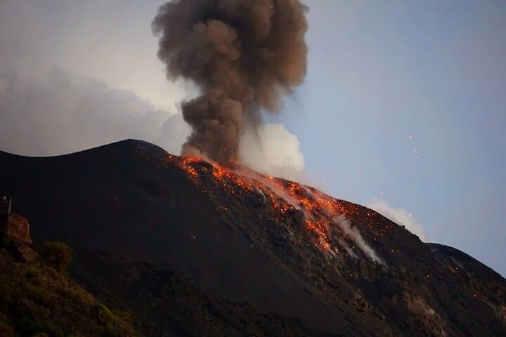 Sunset Hike to Stromboli’s 400m Summit: Sciara del Fuoco at Golden Hour photo 5