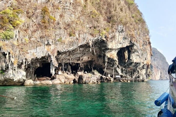 Speedboat Island Hopping to Phi Phi & Bamboo Island from Koh Lanta photo 5