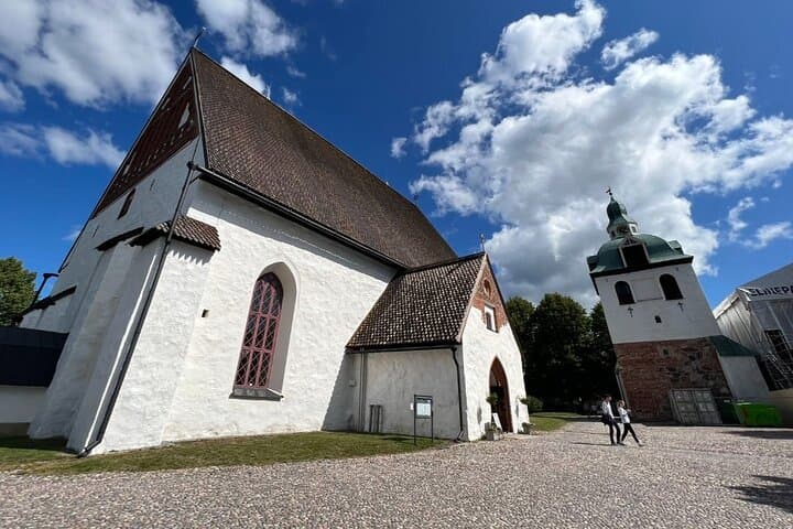 Private Full-Day Tour of Helsinki and Porvoo: Urban Sights & Historic Old Town photo 6
