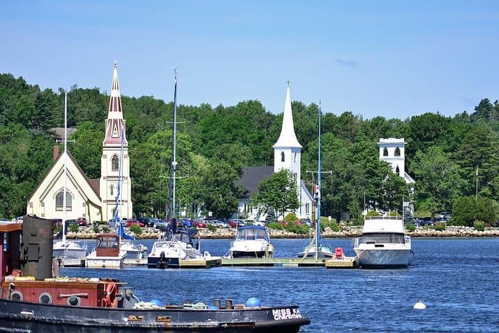 Peggy's Cove, Mahone Bay & Lunenburg: 5‑Hour Private Coastal Tour from Halifax photo 4
