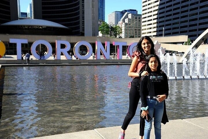 Private Walking Tour in Downtown Toronto — Architecture, Hockey & CN Tower Sights photo 4