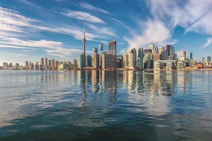Private Walking Tour in Downtown Toronto — Architecture, Hockey & CN Tower Sights