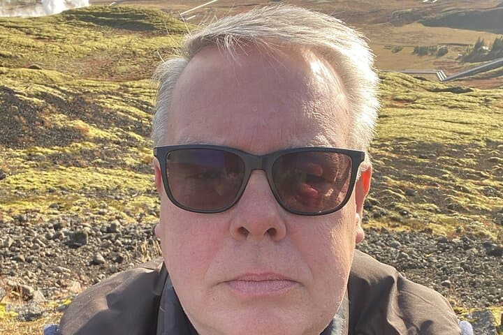 Private Snæfellsnes Tour from Reykjavík — Kirkjufell, Black Sand Beaches & Seal Viewing in a Mercedes SUV photo 6