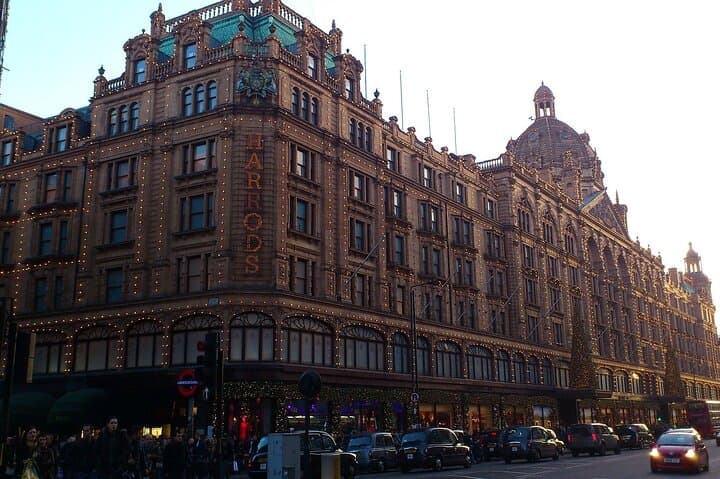 Private London Luxury Shopping Tour by Executive Car photo 4