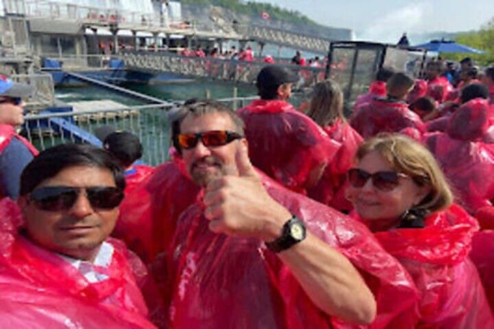 Up-Close Niagara Falls Boat Cruise & Guided Parkway Walk photo 2