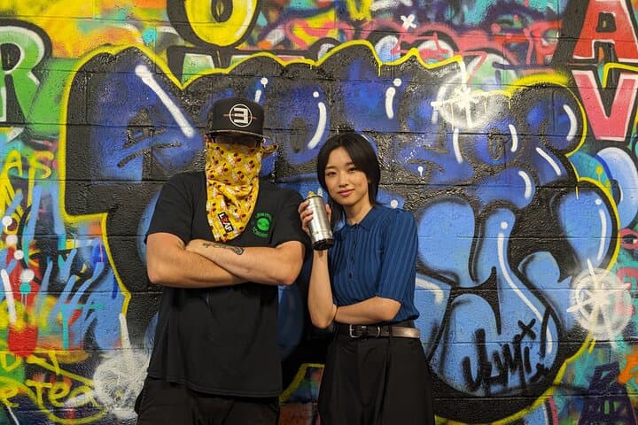 Brooklyn Graffiti Workshop in Bushwick — 1-Hour Street Art Lesson photo 3