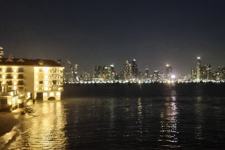 Panama City in Four Hours: Private Express Stopover to Miraflores Locks & Casco Viejo photo 4