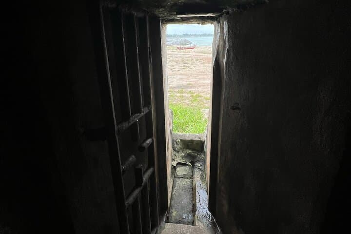 Cape Coast and Kakum: Canopy Walk, Elmina & Door of No Return Day Tour photo 4
