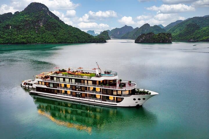 2-Day Lan Ha Bay Overnight Cruise from Hanoi — Kayaking & Cave Tours photo 6