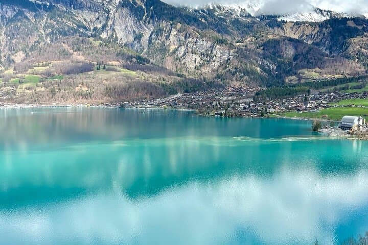 Bernese Oberland Luxury Private Day Tour — Interlaken, Lauterbrunnen & Giessbach photo 1
