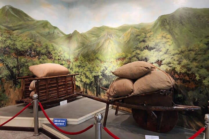 3-Day Skyway to Dien Bien: Battlefields, Highland Lakes & Ethnic Homestays photo 3