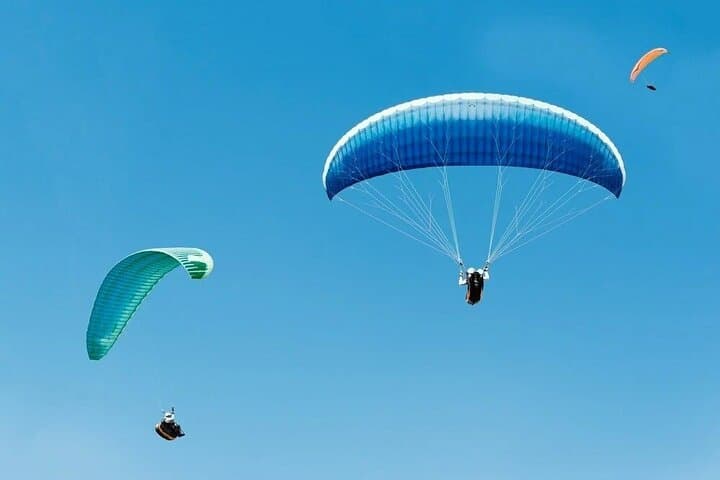 Paragliding Over the Agafay Desert: Tandem Flights with Atlas Mountain Views from Marrakech photo 4