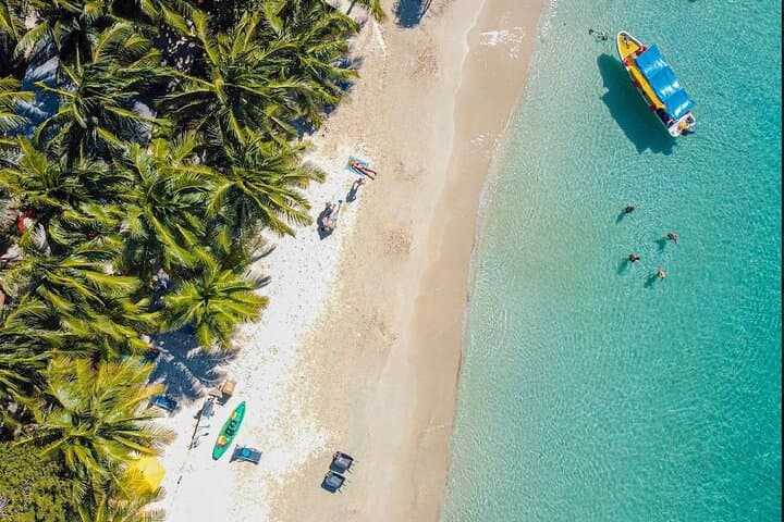 West Bay Beach Eco-Park and Snorkel Adventure — Roatán's Reef and Wildlife photo 6