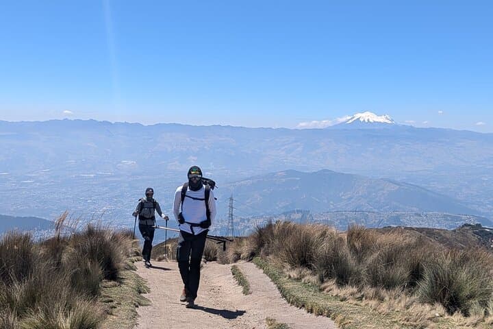 Rucu Pichincha via Teleferico: Summit Hike from Quito photo 4