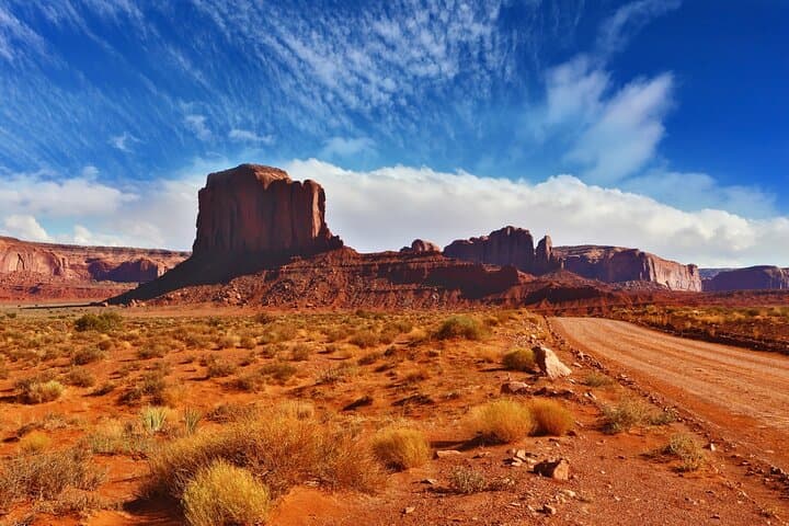 Drive Monument Valley: Self-Guided Audio Tour Through Navajo Tribal Park photo 2