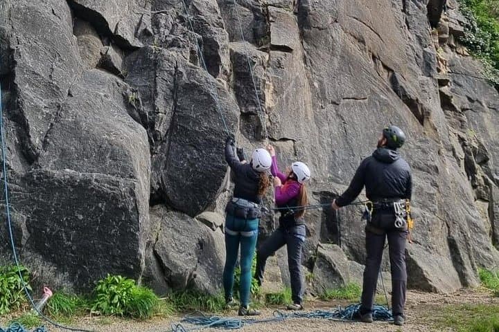 Climb Idleburger Buttress: Avon Gorge Rock Climbing Near Clifton Suspension Bridge photo 4