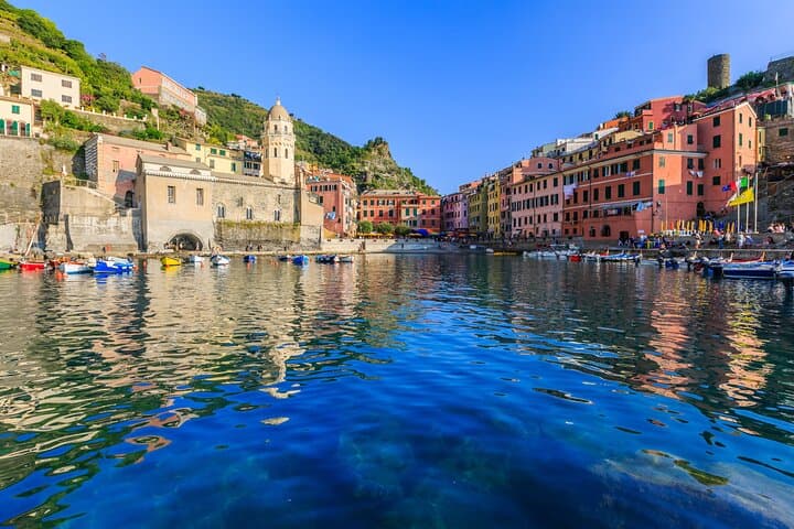 Private Cinque Terre Day Trip from Florence — Guided Walks, Boat Rides & Local Flavors photo 5