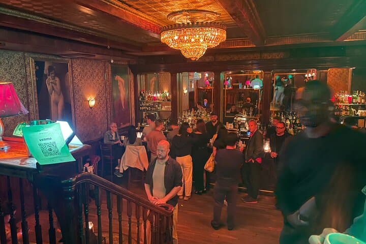 manhattan-to-brooklyn-sunset-rooftop-and-speakeasy-evening-tour photo 5