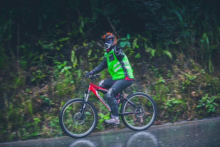 Short Inca Jungle 3D/2N: Mountain Biking, Rafting & Machu Picchu Adventure photo 3