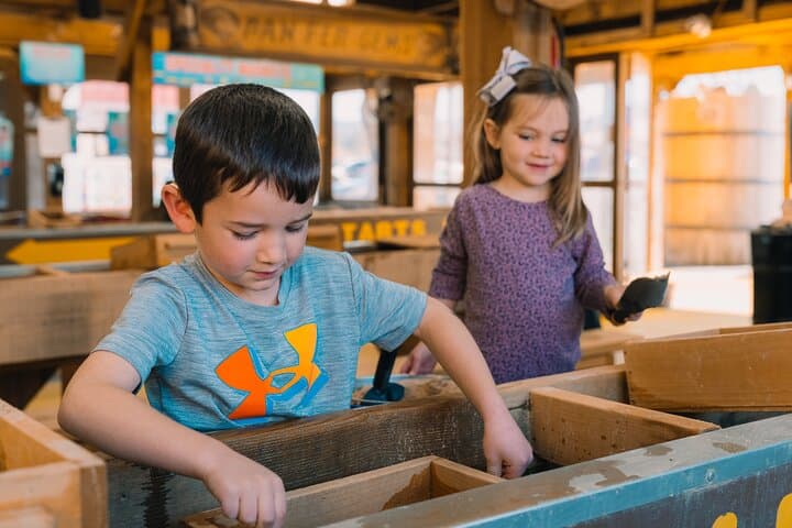 Pigeon Forge Gem Mining Bucket: Family-Friendly Gem Digging in the Smokies