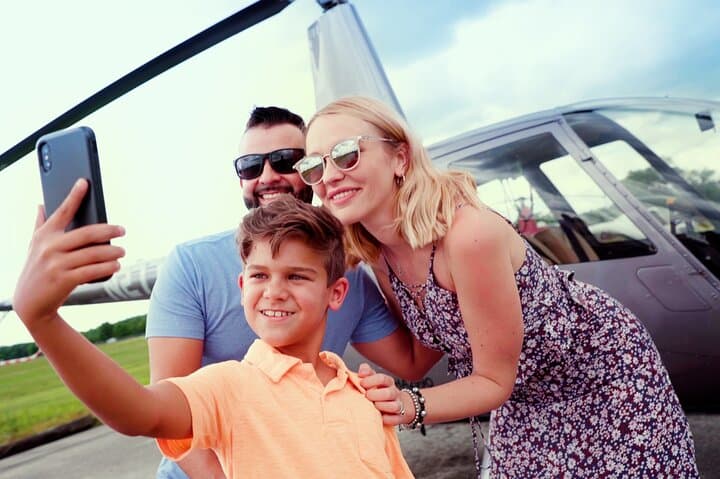 After-Hours Helicopter Tour: 31-Mile Night Flight Over Orlando's Theme Parks photo 2
