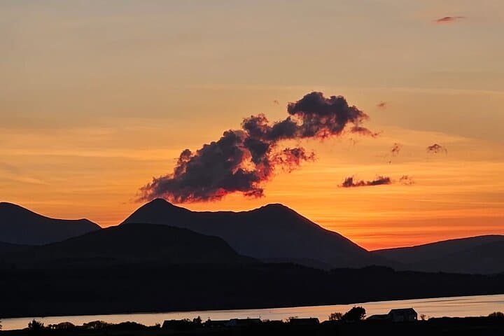 Isle of Skye Private Bespoke Tour: Local Guide, Dram of Whisky & Famous Sights photo 5