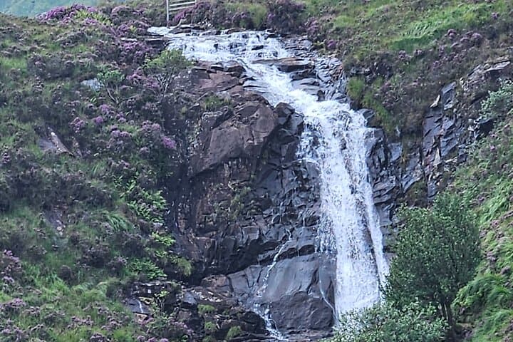 Isle of Skye Private Bespoke Tour: Local Guide, Dram of Whisky & Famous Sights photo 6