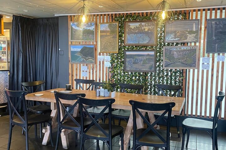 Adelaide Hills Wine Tour from Cruise Ship: Mount Lofty, Hahndorf & Cellar-Door Tastings photo 1