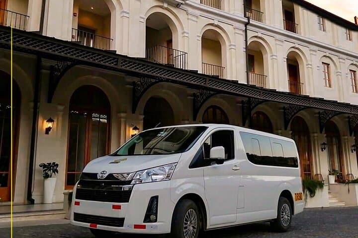 La Fortuna to Liberia Private Transfer — Minivan Airport Shuttle with Flexible Stops photo 6