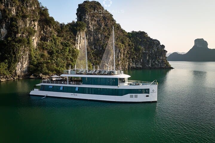 JadeSails Luxury Day Cruise in Lan Ha Bay — Day Trip from Hanoi photo 2