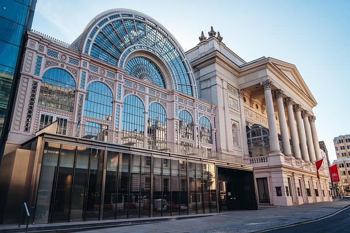 London VIP 2-Day Luxury Tour — Helicopter, Yacht & Private Palaces photo 4