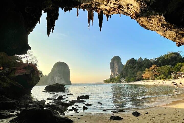 Krabi 4-Islands Sunset Private Speed Boat Tour — Poda, Chicken & Night Plankton photo 3