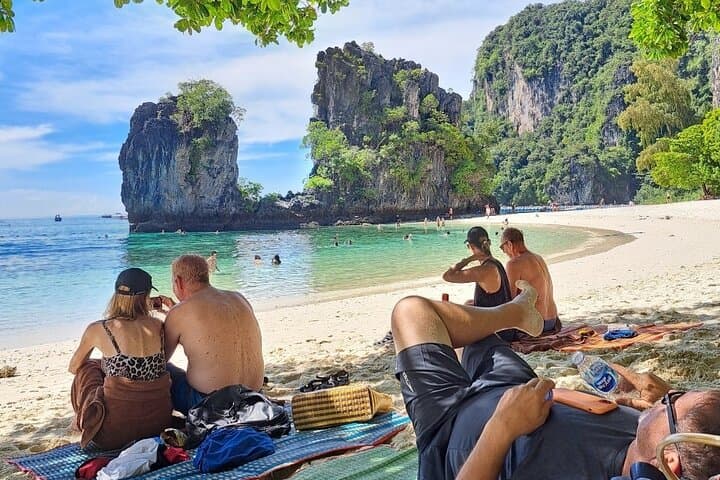 Private Koh Hong Speedboat Tour from Krabi: Koh Hong, Koh Rai, Koh Lading & Koh Nok photo 2
