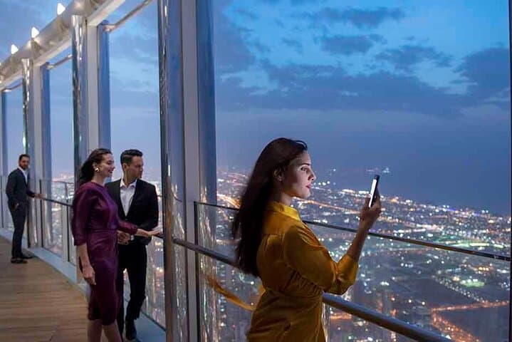 Sky-High Luxury: The Lounge at Burj Khalifa Levels 152–154 photo 1