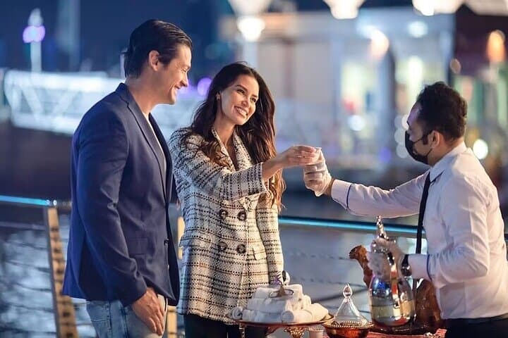 dubai-canal-luxury-dhow-cruise-dinner-imagine-show-views