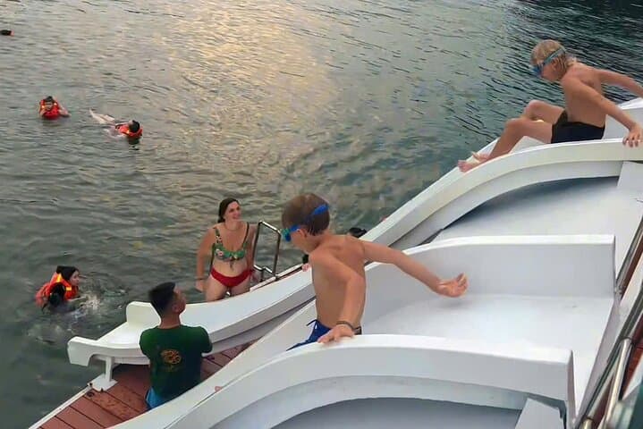 Lan Ha Bay Sunset Cruise with Kayaking, Water Slide & Floating Village Visit photo 3